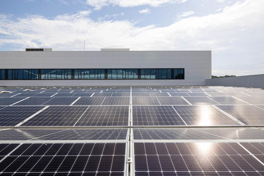 台達綠建築_Solar energy system at Deltas Helmond office, the Netherlands