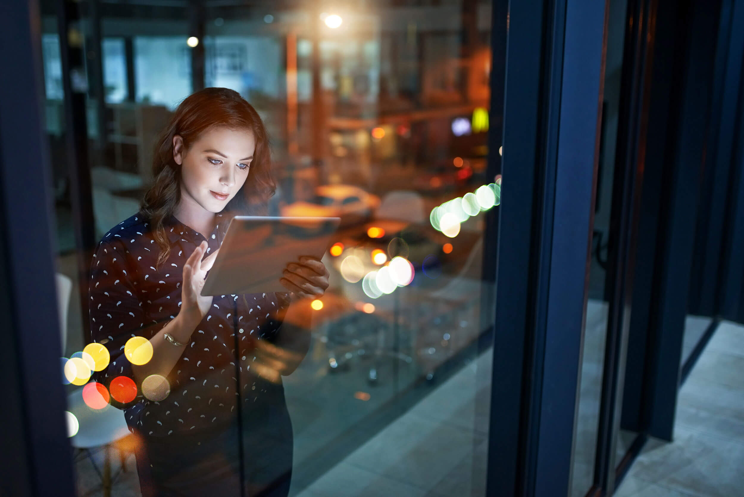 Digitalization-Tablet-Woman.jpg