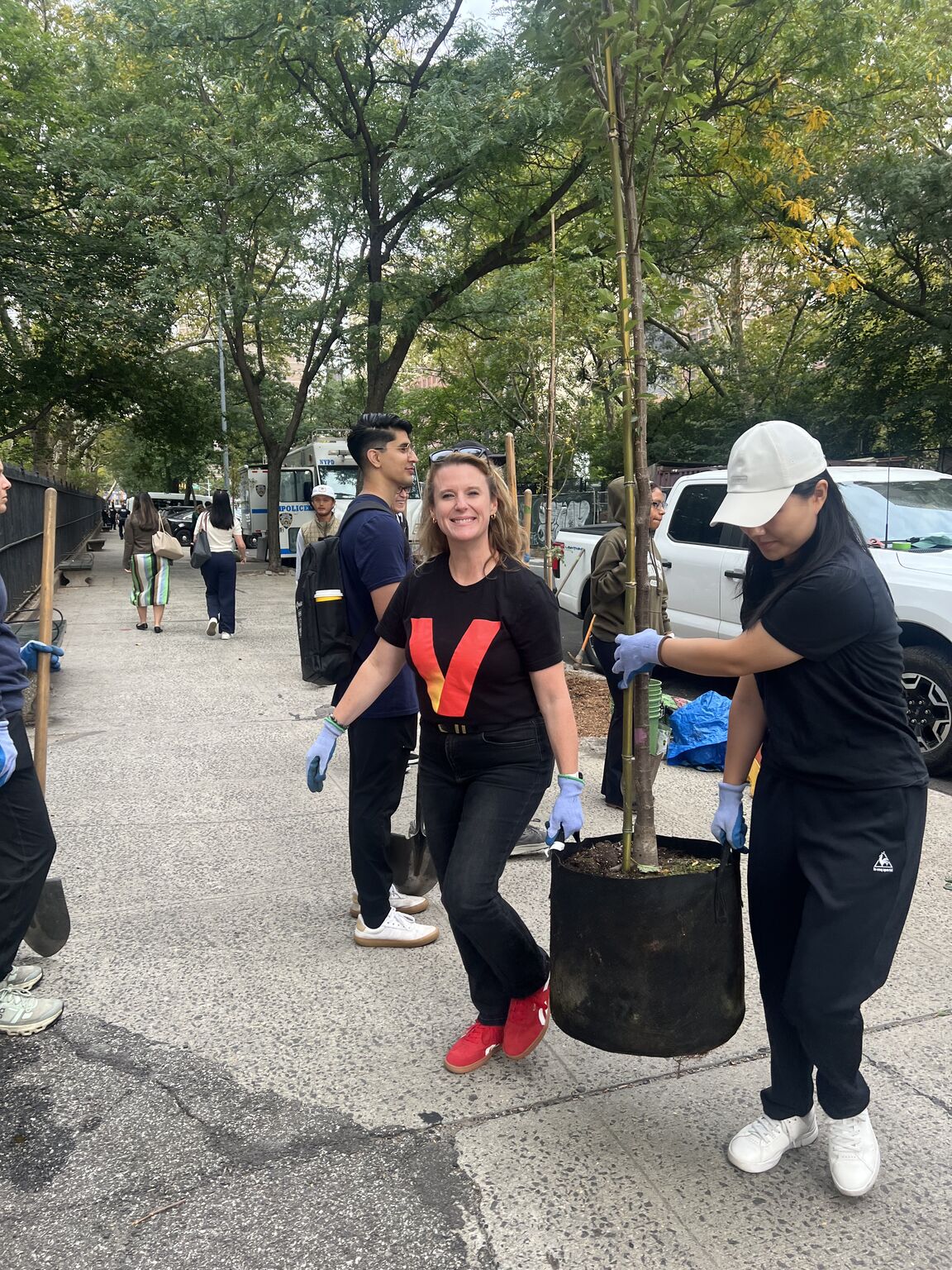 Tree Planting at Riverside Park South